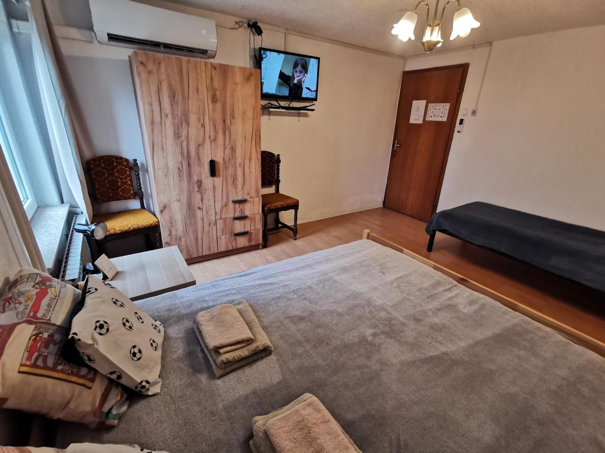Отель Na Kopitarjevi Ласко Экстерьер фото
